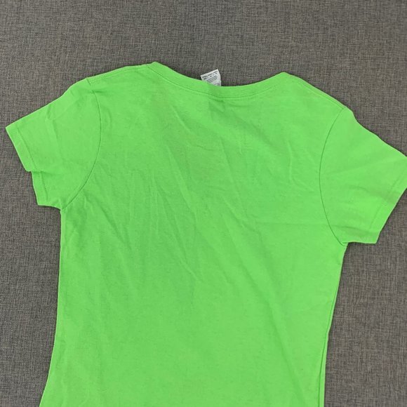 Gildan Heavy Cotton Neon Green Graphic T-Shirt Small V-Neck "Relaxin in the Sun - Picture 7 of 13